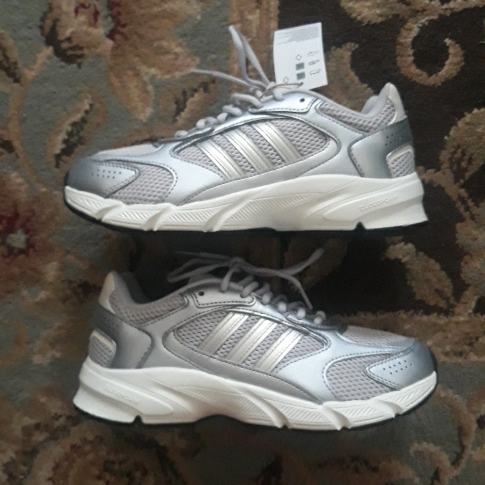 Adidas CrazyclChaos 2000 running shoes